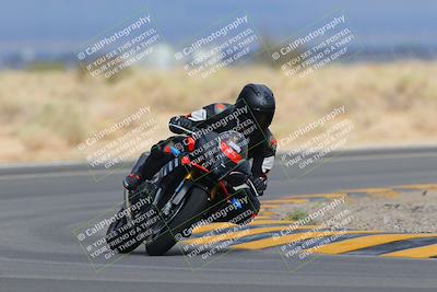 media/Sep-11-2022-SoCal Trackdays (Sun) [[81b7e951af]]/Turn 16 (945am)/